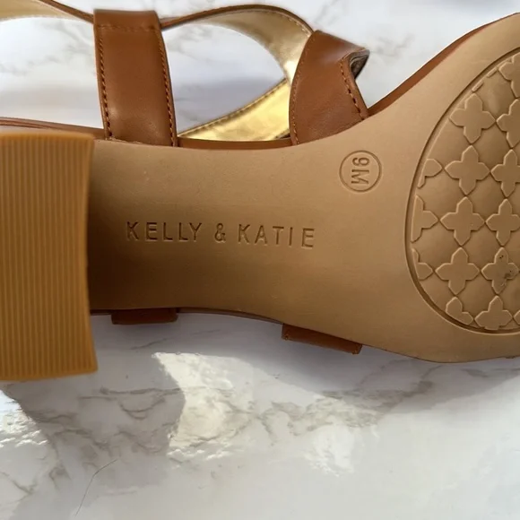 ✨🎉 HP 🎉✨ NWOT! Kelly & Katie Beige Heeled Sandal - Picture 6 of 7